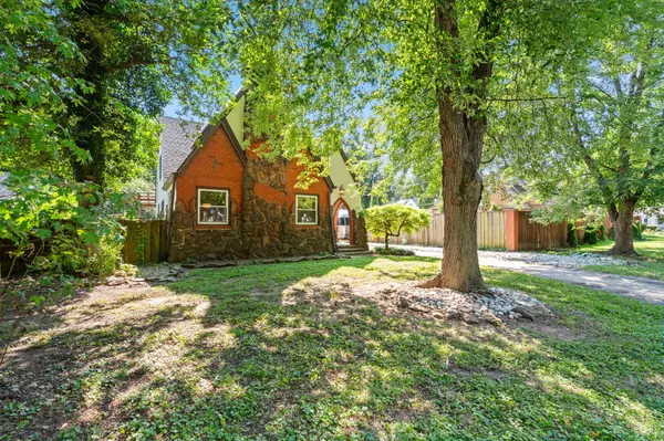1710 S Kimbrough AVE, Springfield, MO 65807