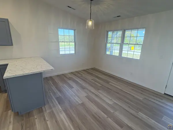 525 Brookston St, Emporia, KS 66801