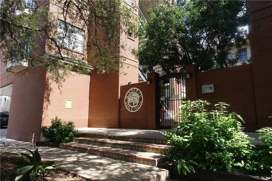 106 E 30th ST #206, Austin, TX 78705