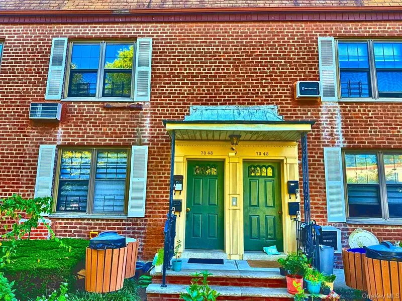 70-43 E Park DR #B, Kew Garden Hills, NY 11367