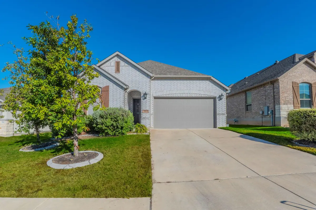 5844 Bianca DR, Round Rock, TX 78665