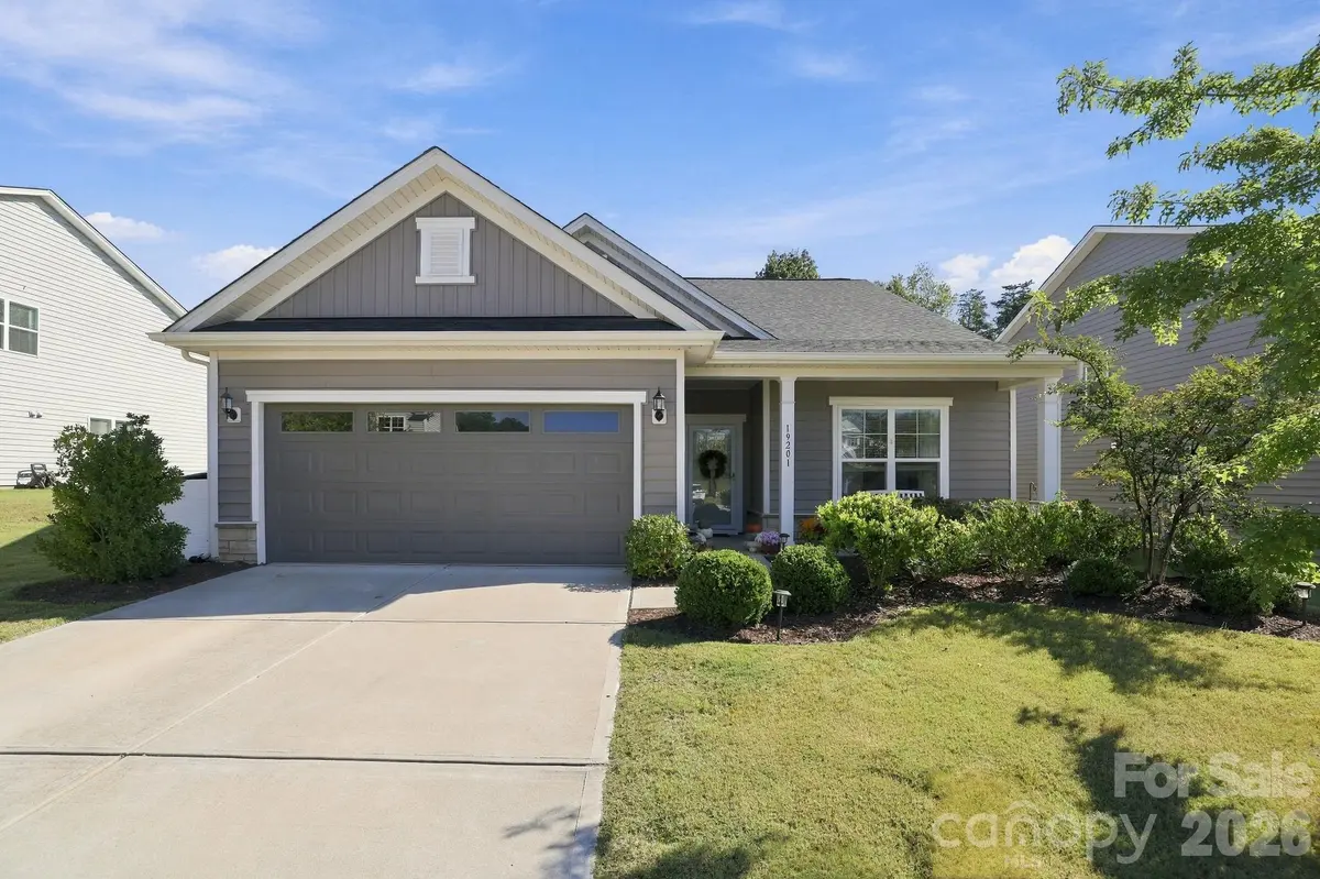 19201 Yellow Birch DR, Charlotte, NC 28278