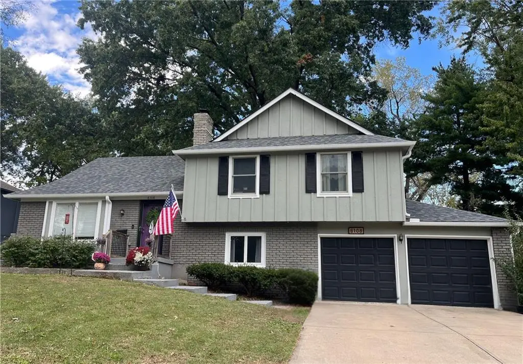 8108 W 96th TER, Overland Park, KS 66212
