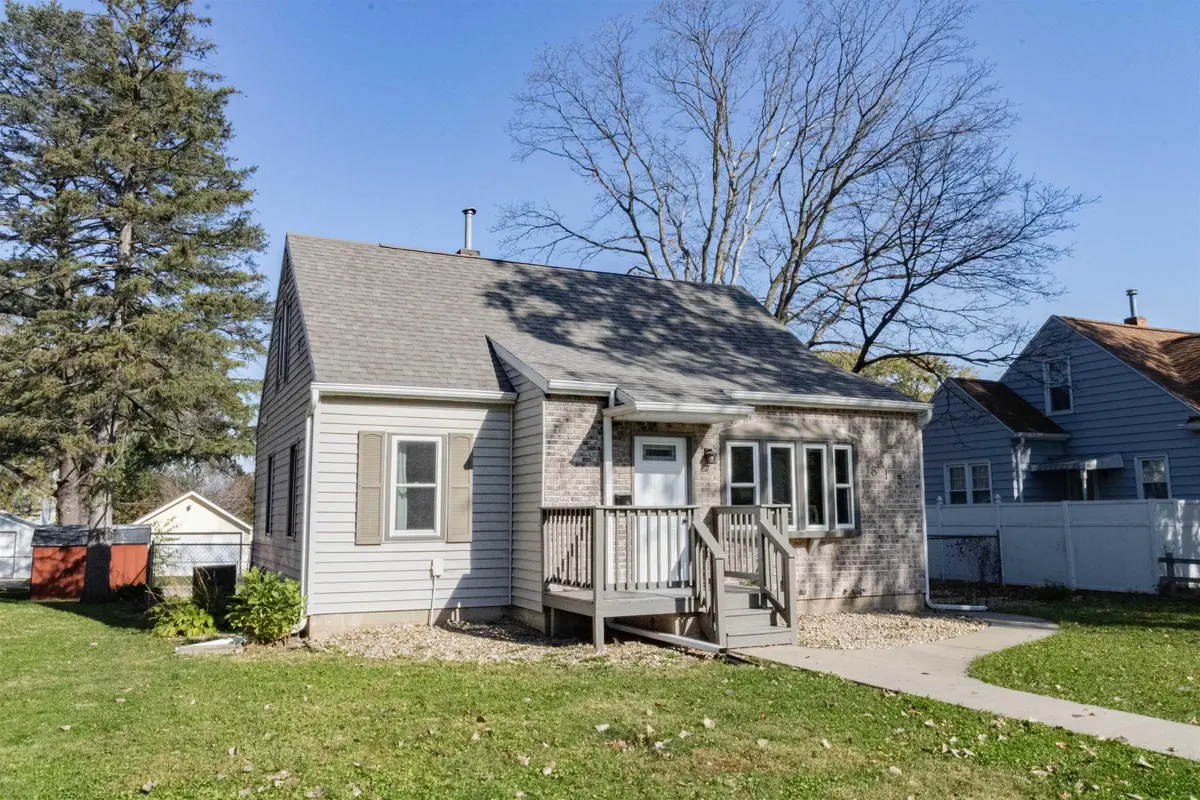 813 Bourland AVE, Waterloo, IA 50702