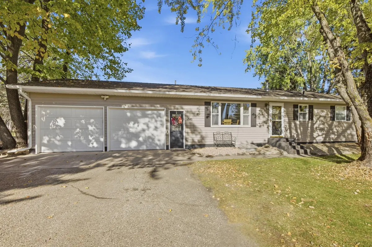 540 3rd ST NW, Richmond, MN 56368