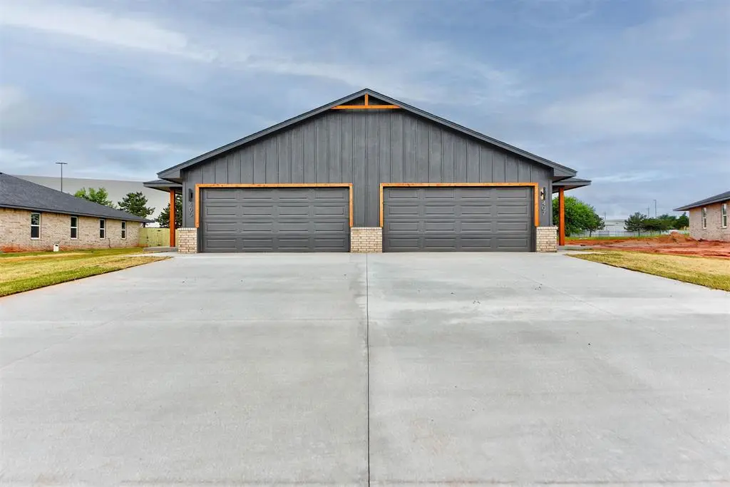 601 Ezra WAY, Chickasha, OK 73018