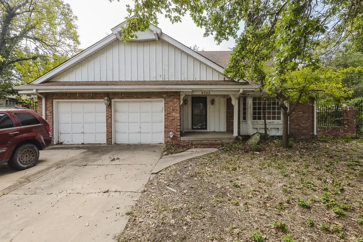 8525 E Limerick, Wichita, KS 67206