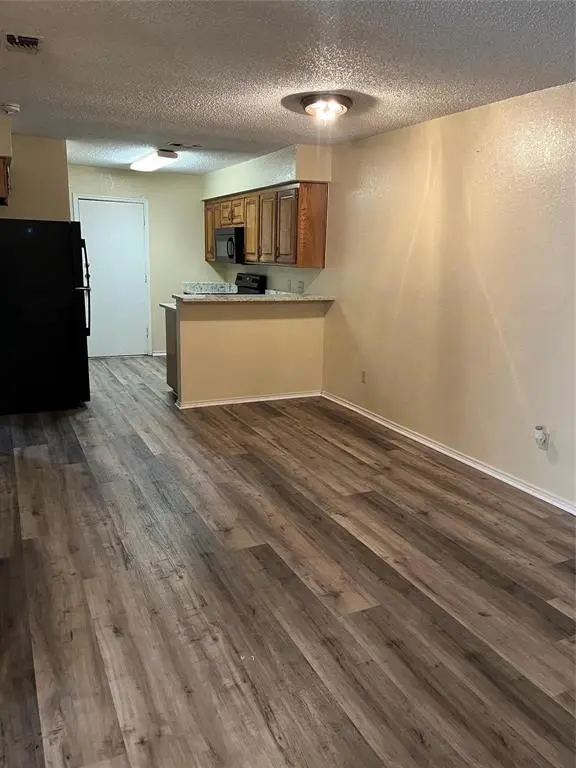 7464 Queensbury Circle, Fort Worth, TX 76133