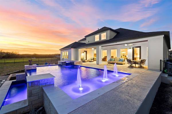 429 Prairie Clover DR, Dripping Springs, TX 78620