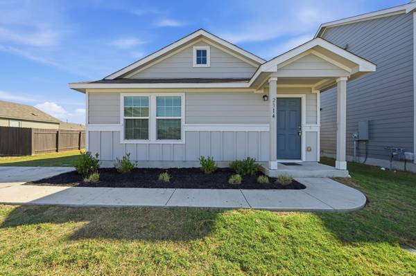 2314 Tornado Aly, Lockhart, TX 78644