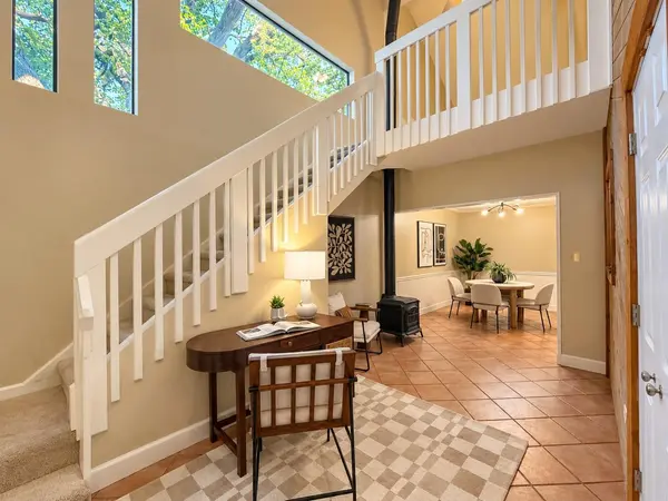6109 Grass HOLW, Austin, TX 78750