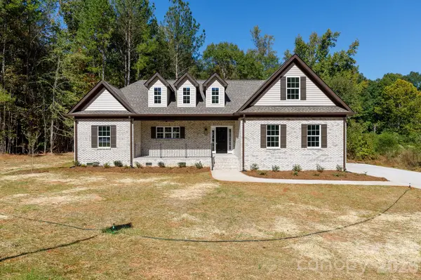 2030 Hunters Creek LN, Rock Hill, SC 29732