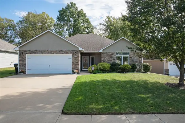 609 Oakmont DR, Warrensburg, MO 64093
