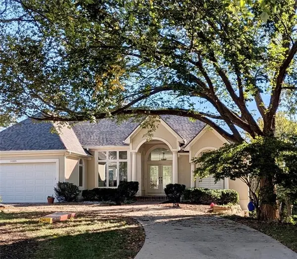 14305 Conser ST, Overland Park, KS 66223