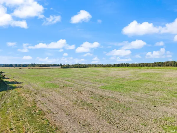 13+/- acres 1200 E ***, Loogootee, IN 47553