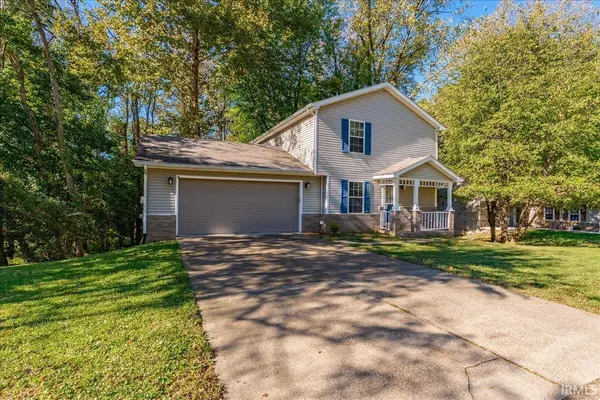 5899 Greensboro DR, Newburgh, IN 47630