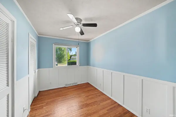 2734 Anzio AVE, South Bend, IN 46615