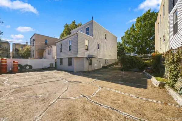 1716 Barnes AVE, Bronx, NY 10462