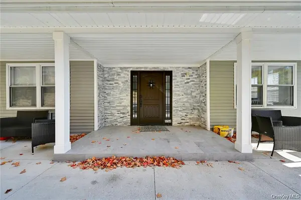 3764 Wood ST, Jefferson Valley, NY 10535