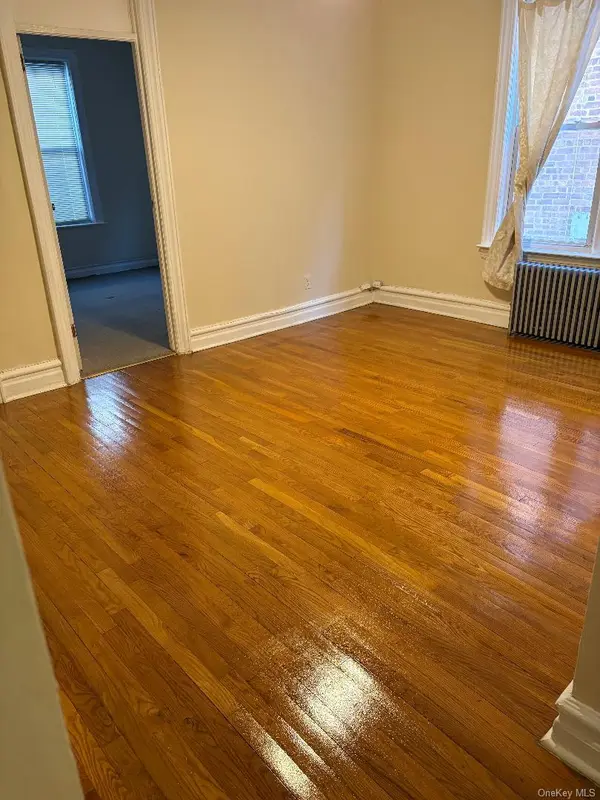 3306 Seymour AVE #1R, Bronx, NY 10469