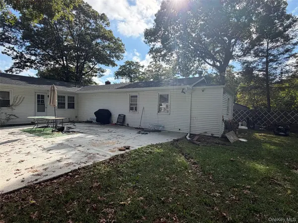 2346 Ocean AVE, Ronkonkoma, NY 11779