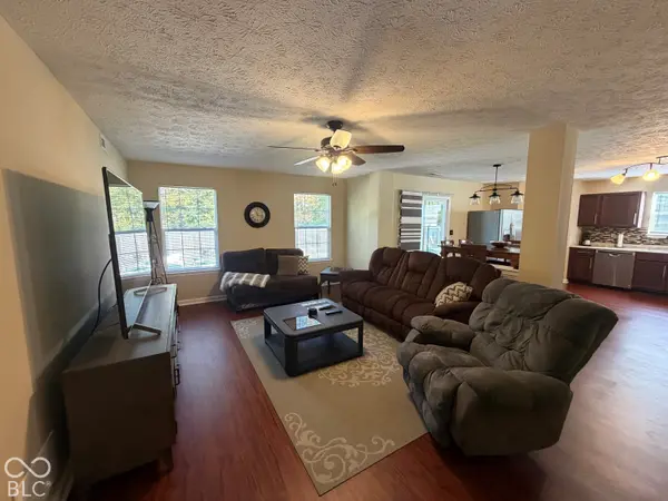 6818 Decatur Ridge, Indianapolis, IN 46221