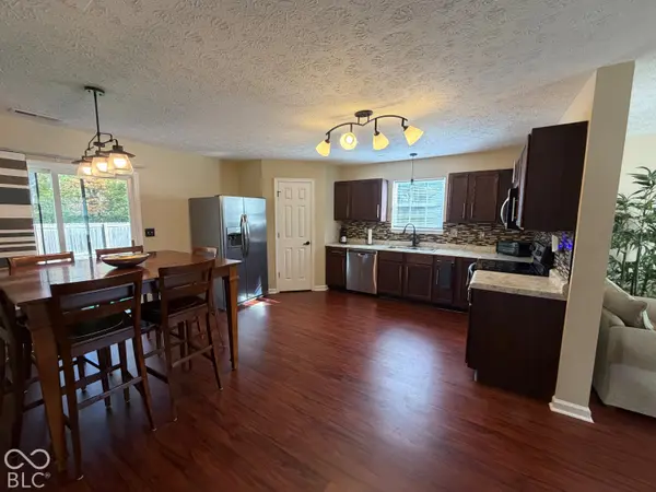 6818 Decatur Ridge, Indianapolis, IN 46221