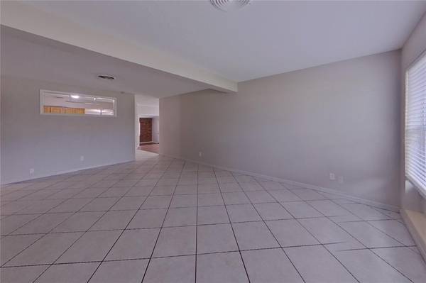 Address not disclosed, St Petersburg, FL 33714