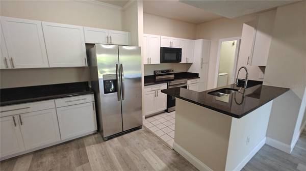 2015 RESTON RD #2219, Orlando, FL 32837