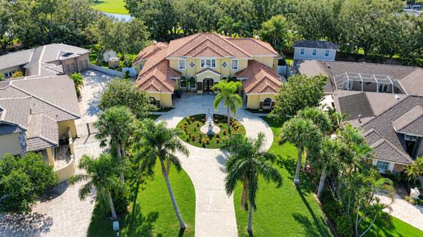 10334 LONGWOOD DR, Seminole, FL 33777