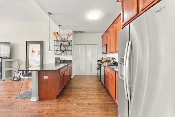 2510 W Irving Park RD #306, Chicago, IL 60618