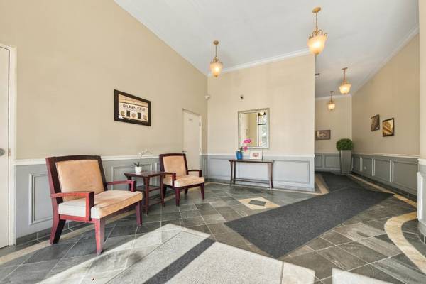 2510 W Irving Park RD #306, Chicago, IL 60618