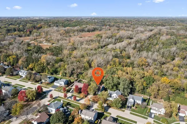 424 Harbor DR, Carpentersville, IL 60110