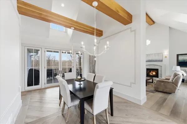 9810 Sky LN, Eden Prairie, MN 55347