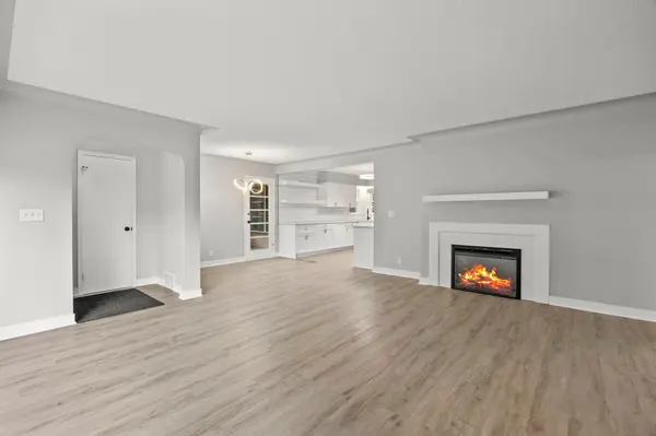 1712 W 66th ST, Richfield, MN 55423