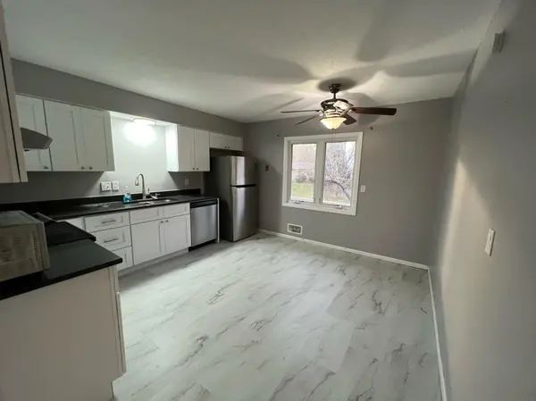 4048 Halite LN, Eagan, MN 55122