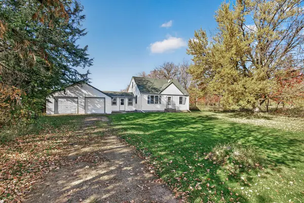 8695 Greenfield RD, Greenfield, MN 55357