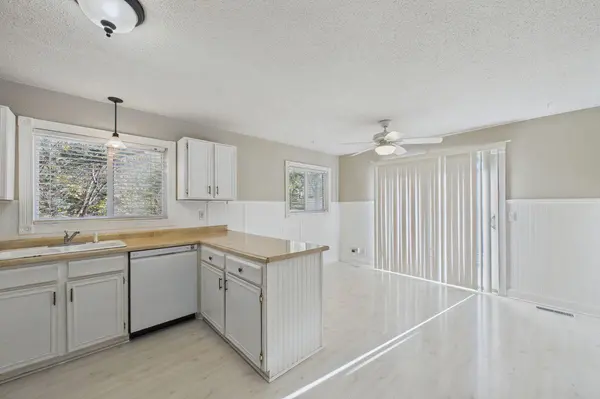 455 W Eagle Lake DR, Maple Grove, MN 55369