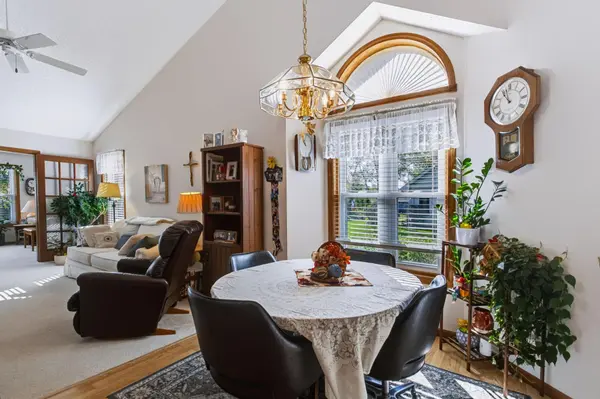 700 Leroy LN #15, River Falls, WI 54022