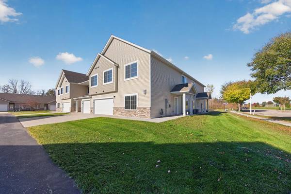 5299 Supalla CT NW, Rochester, MN 55901