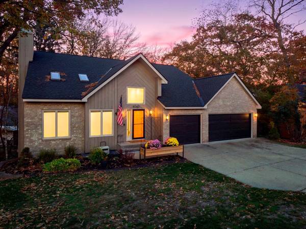 4640 Parkcliff DR, Eagan, MN 55123
