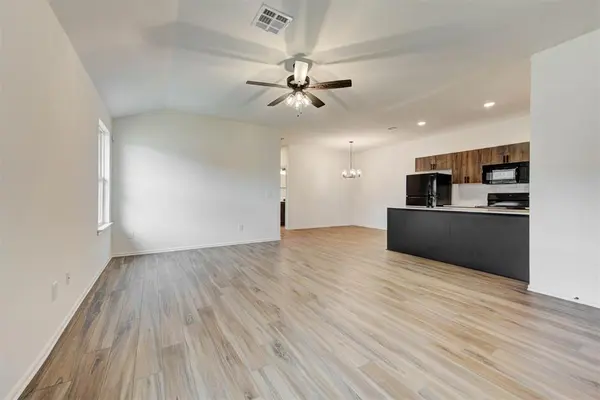 601 Ezra WAY, Chickasha, OK 73018