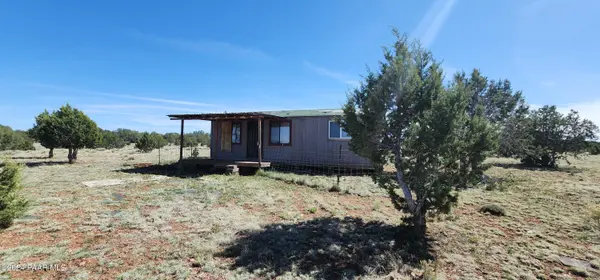 690 Westwood Ranch, Ash Fork, AZ 86320