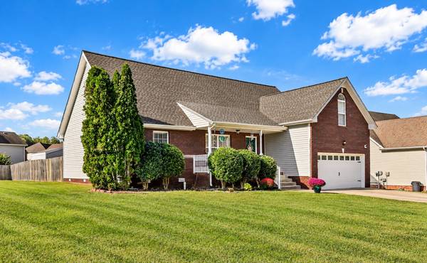1224 Viewmont Dr, Clarksville, TN 37040