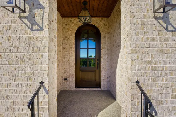 1010 Stone Creek Ln, Lebanon, TN 37087