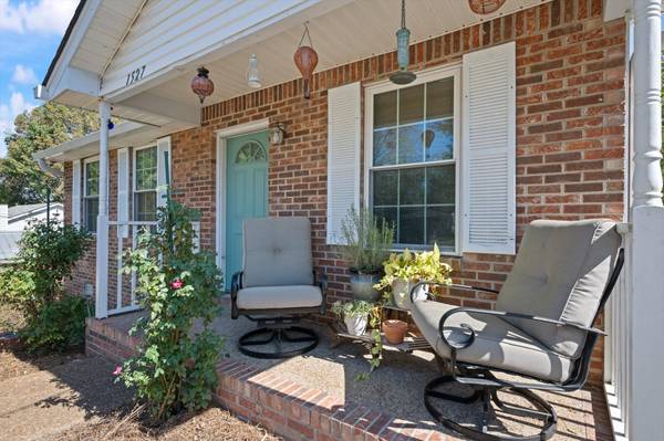 1527 Mohawk Trl, Madison, TN 37115