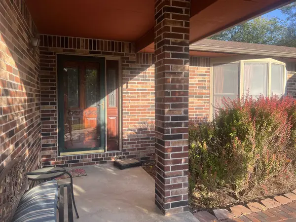 2308 Estates Drive, Arkansas City, KS 67005