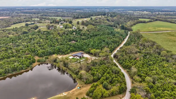 382 Beulah Creek DR, Marshfield, MO 65706