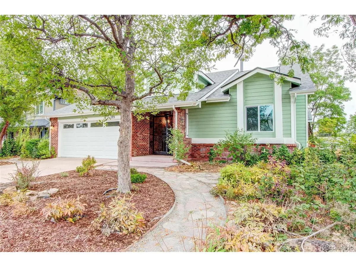1715 Daphne, Broomfield, CO 80020