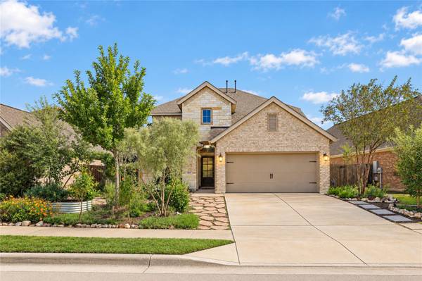 317 Lacey Oak LOOP, San Marcos, TX 78666